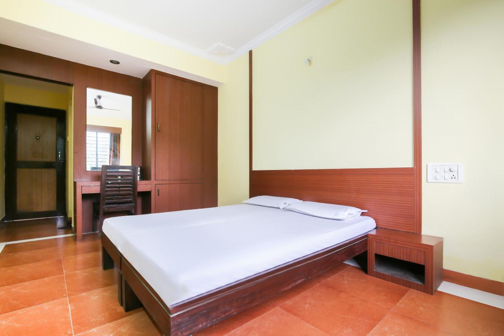 Hotel O Raviraj Classic Cana Eksteriør bilde